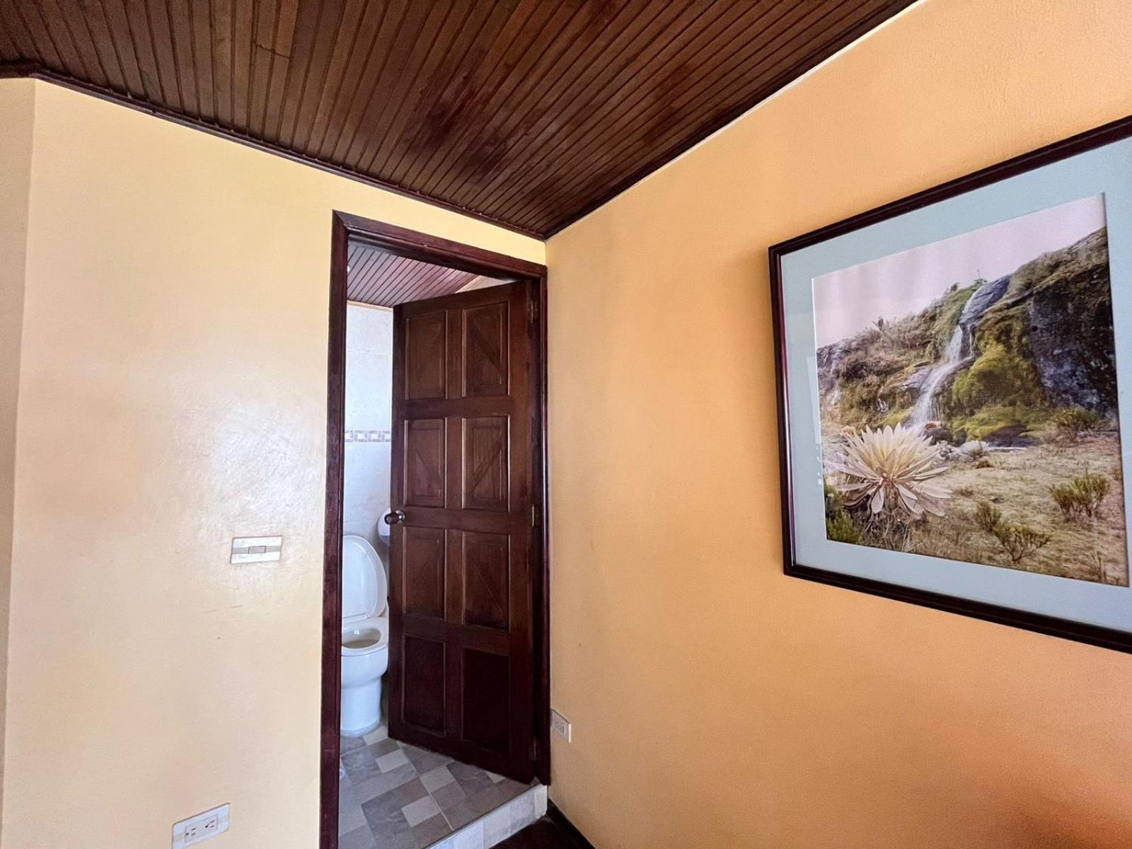 Hotel Calicanto Real Cafe Museo มอนกี ภายนอก รูปภาพ
